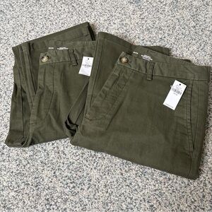 Lot Of 2 NWT Men’s Old Navy Straight Rotation Chinos Army Green Sz 30x36